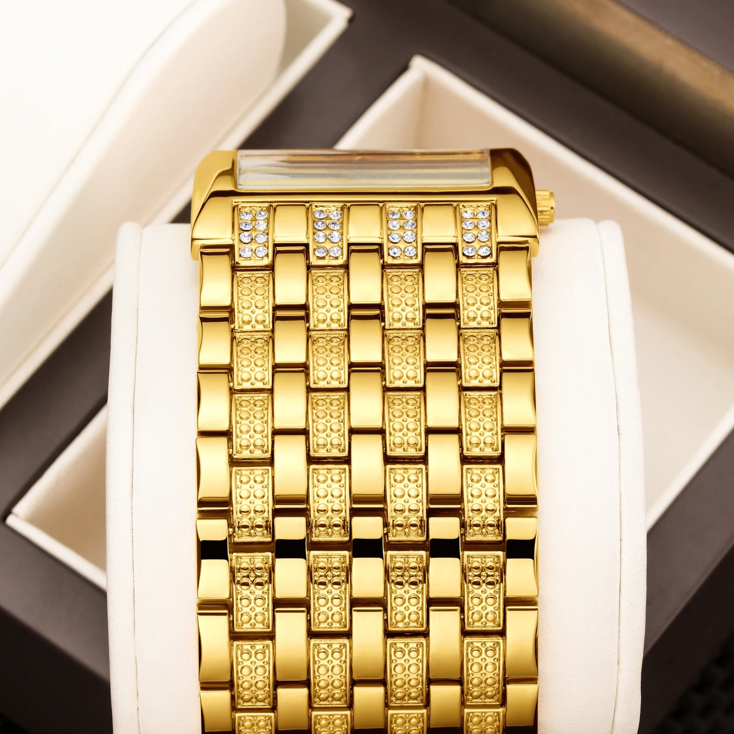 Yalalusi Quartz Crystal Band Watch - Gold